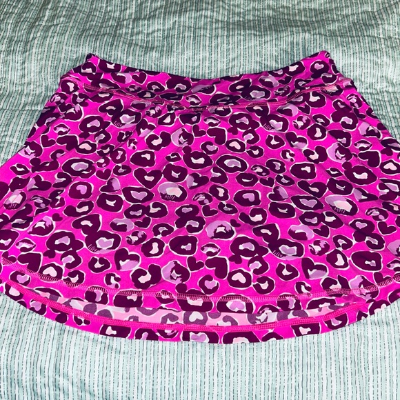 LILY PULITZER RARE LUXLETIC UPF50+ AILA CHEETAH PRINT SKORT - Picture 2 of 9